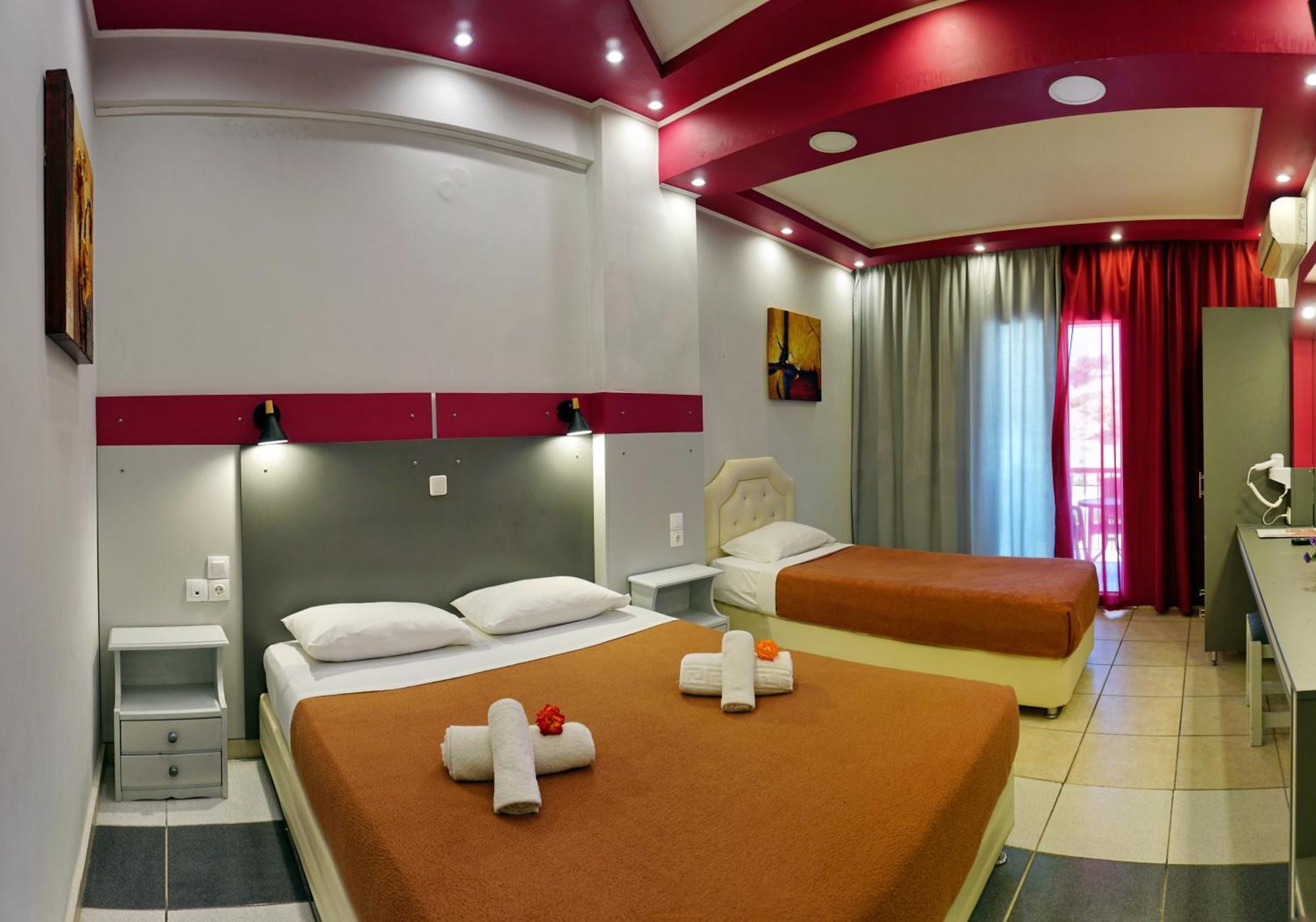מית'ימנה Hotel Marilena מראה חיצוני תמונה